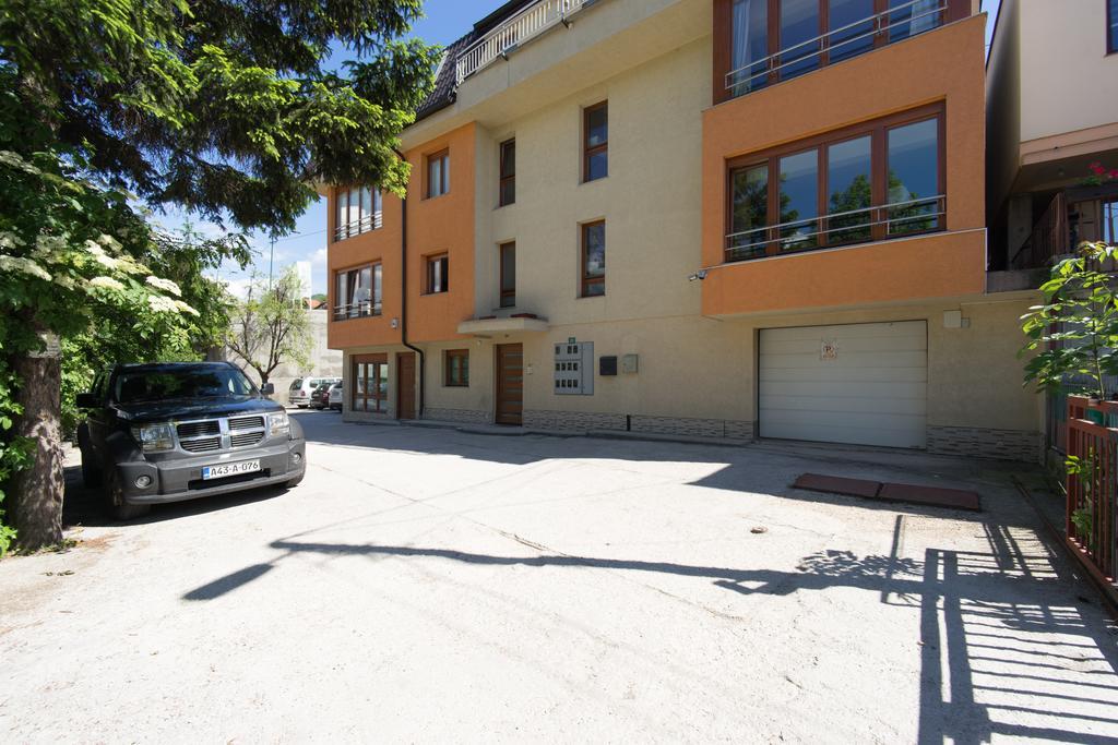 Beautiful View Of Sarajevo Center Apartment Bagian luar foto
