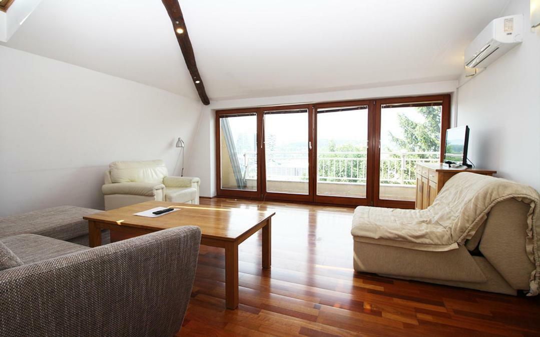 Beautiful View Of Sarajevo Center Apartment Bagian luar foto