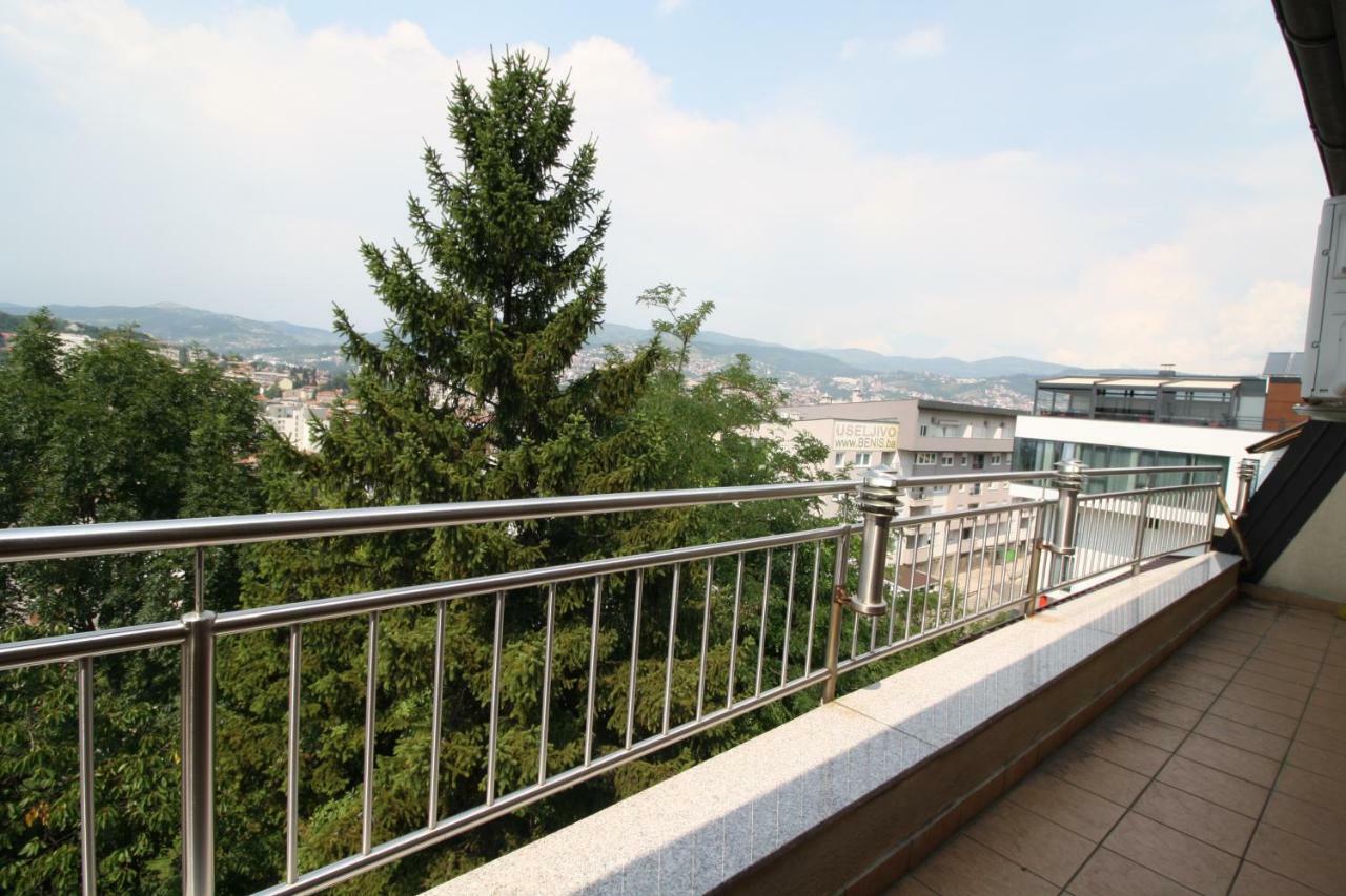 Beautiful View Of Sarajevo Center Apartment Bagian luar foto